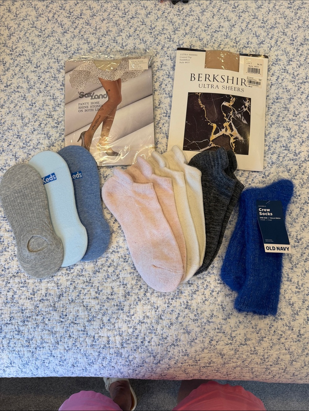 Women's Crew & No-Show Socks in Blue, Gray, Pink, Cream